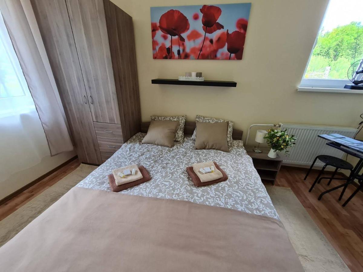 Villa Paradajs - Ubytovanie Pri Jazere Banská Štiavnica Eksteriør billede